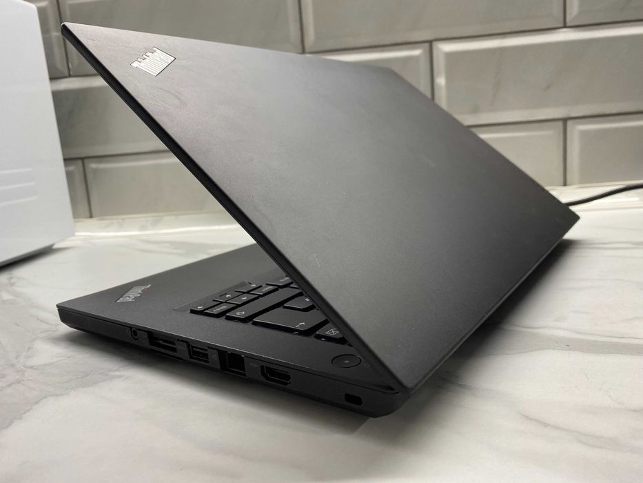 Lenovo ThinkPad T460 Core i5-6300U/8Гб ОЗУ/256Гб SSD/14" FullHD