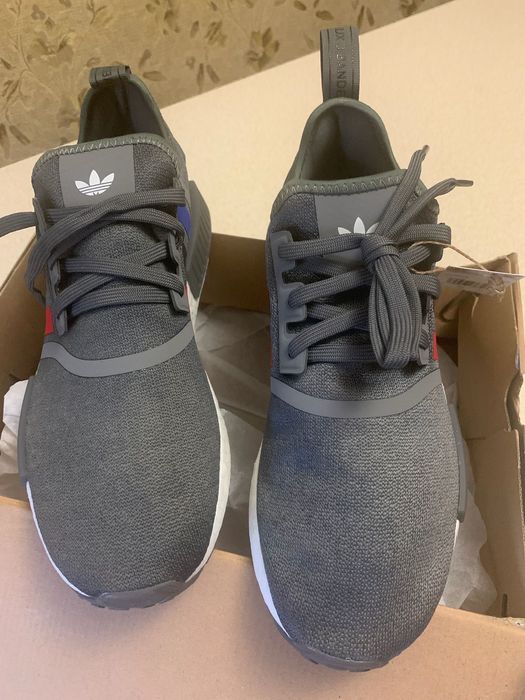 Чоловічі кросівки Adidas NMD_R1