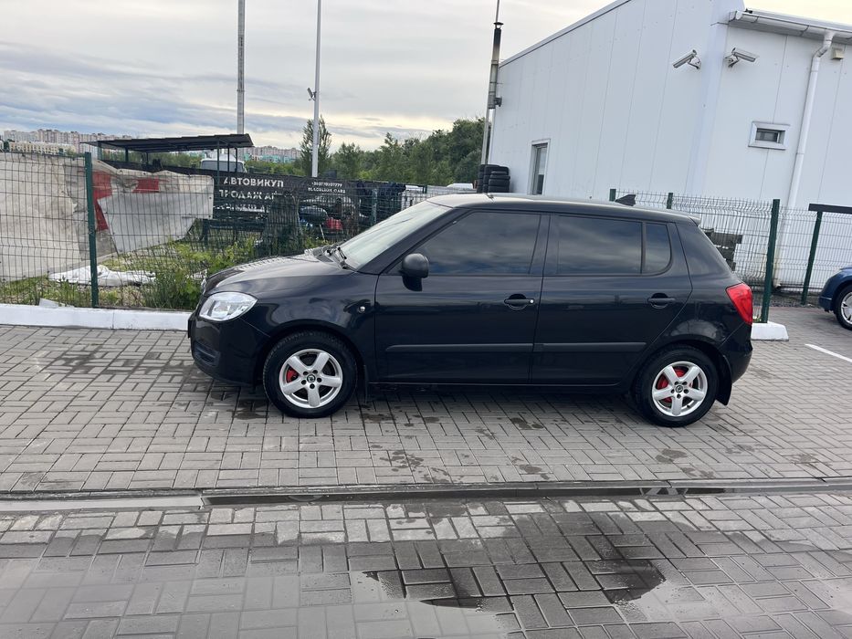 Продам Шкода фабія 1.2