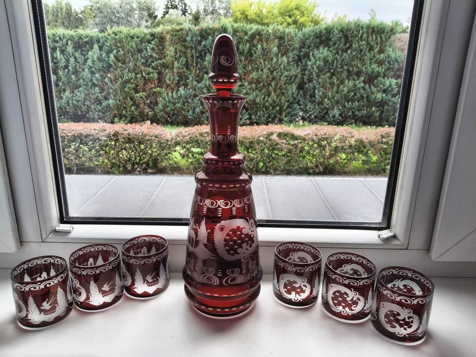 Bohemia – rubinowa karafka z korkiem + 6 szklaneczek – szkło vintage