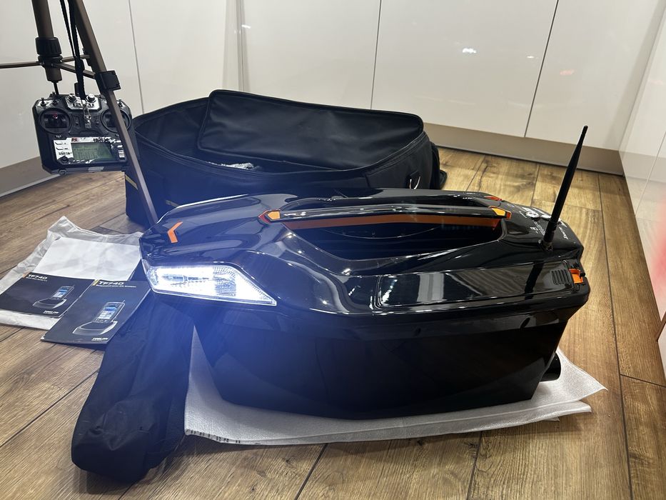 Łódka zanętowa Toslon X-Boat 730 Gen.2 z TF740 - Full Set!