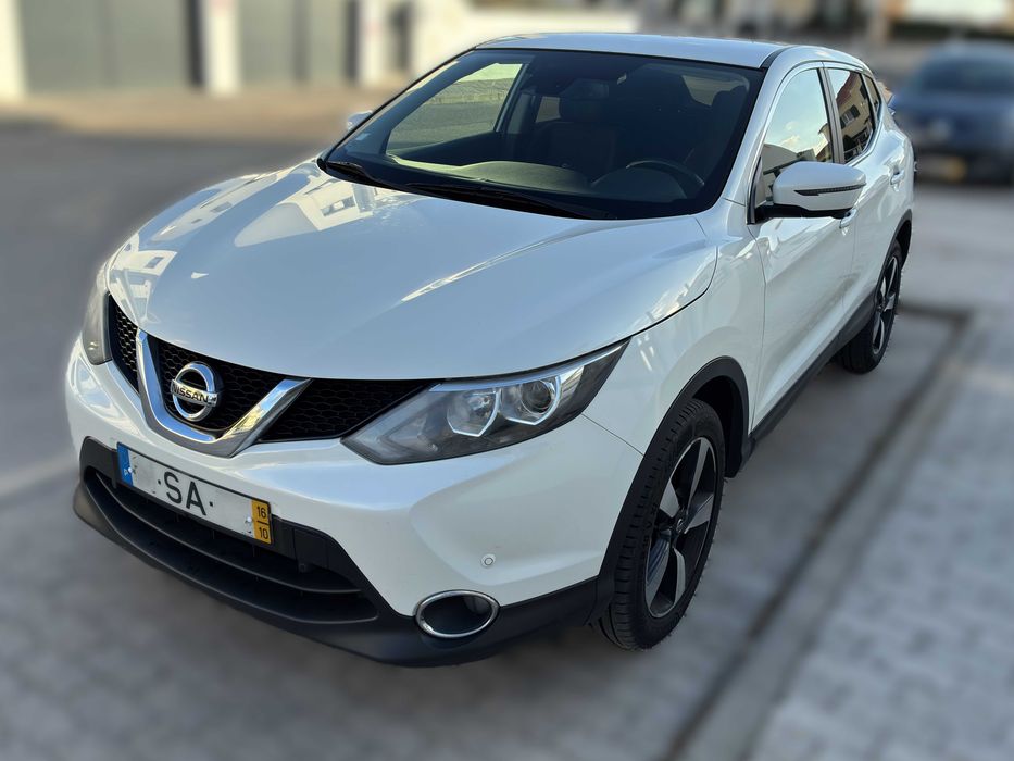Nissan Qashqai 1.5 dCi N-Connecta 18" Branco Pérola