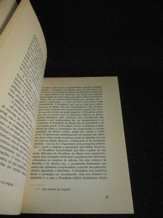 Livro A Sagrada Família Marx e Engels
