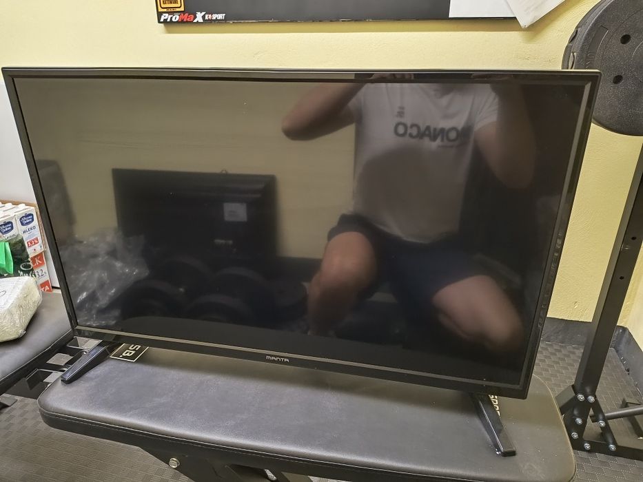 Telewizor Manta 32 cale jak nowy