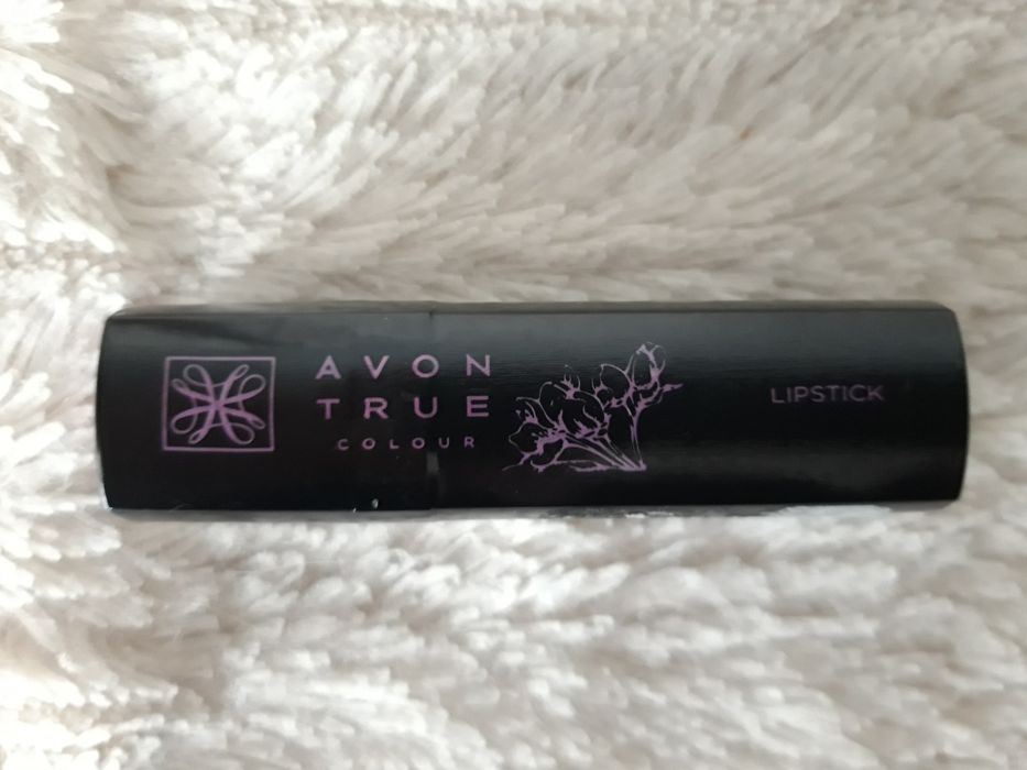 AVON pomadka do ust