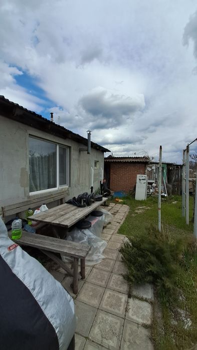 Продам сучасний будинок.
