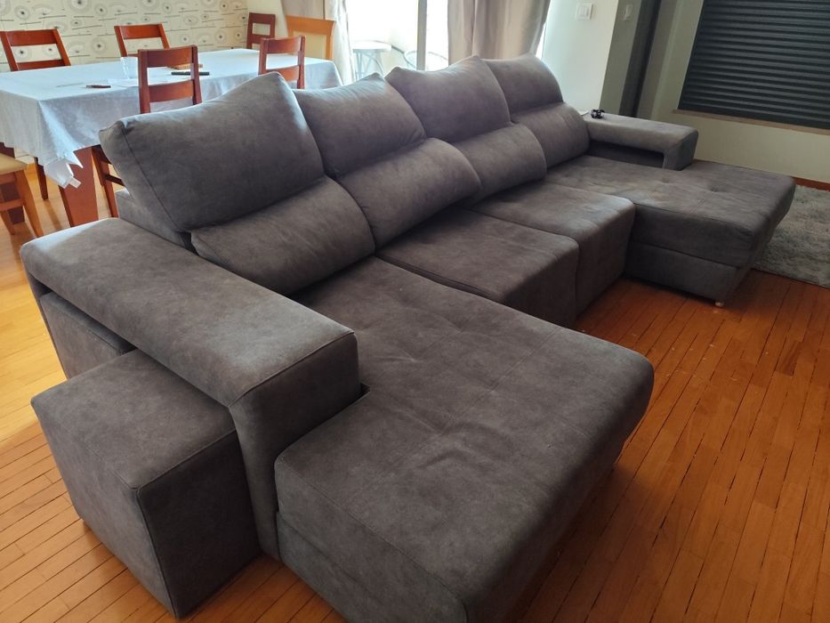 Sofá cama com chaise long