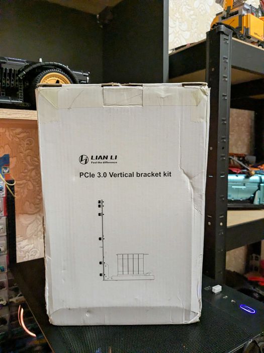 Lian-Li O11D-MINI PCIe 3.0 Vertical GPU Bracket Kit