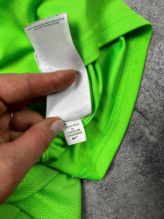Спортивна футболка Nike Dri-FIT Розмір XL