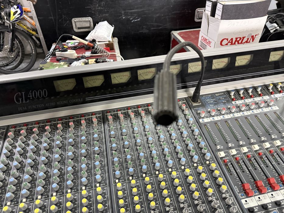 Duas Mesas Mistura Allen Heath GL4000