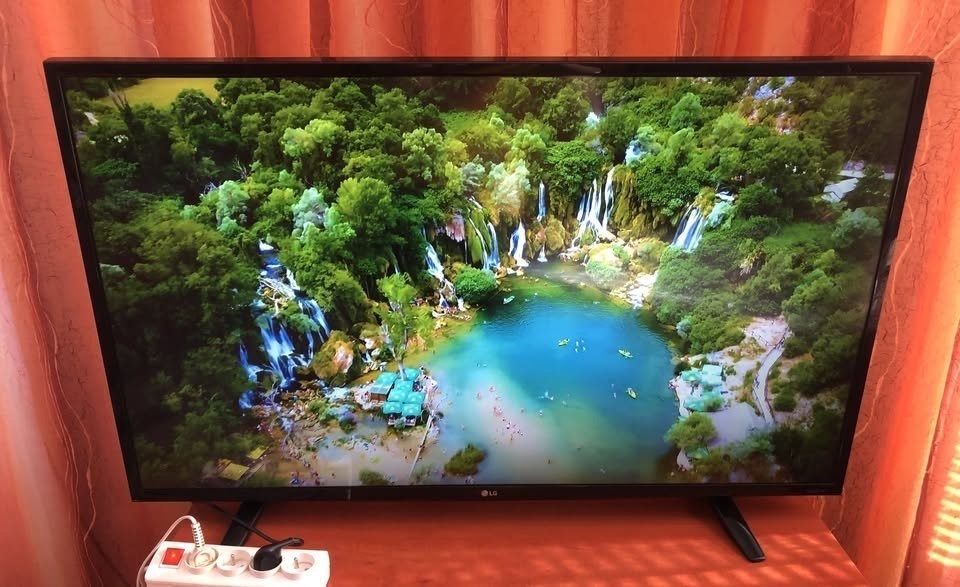 Telewizor LG 43" HDMI FULL HD