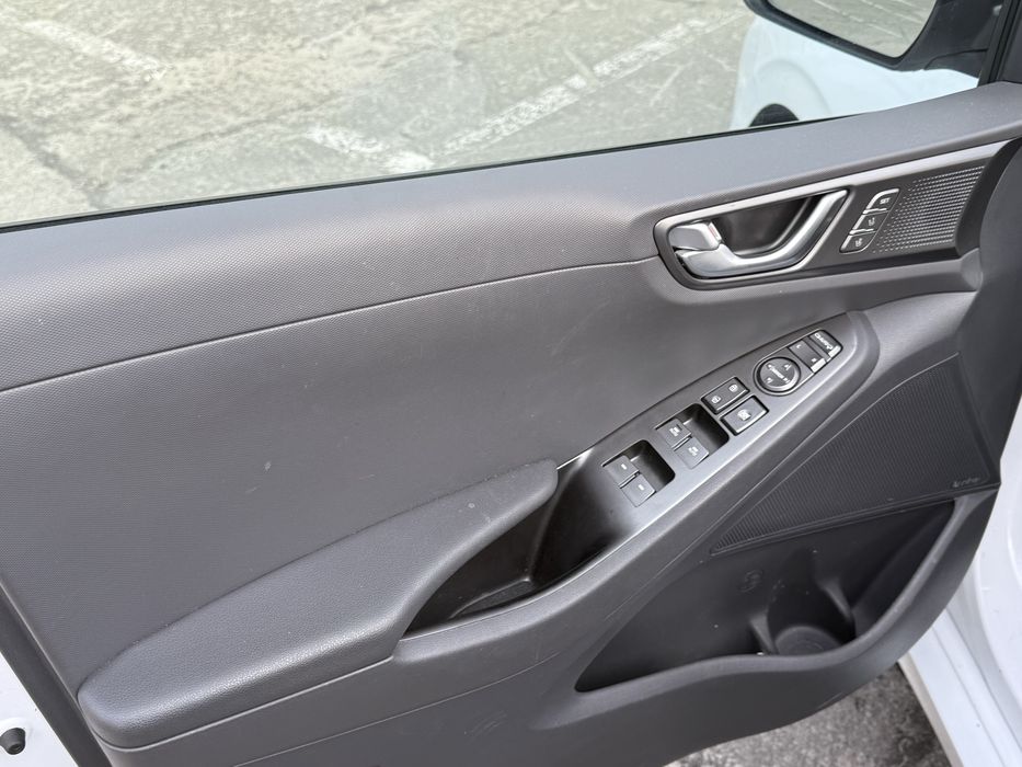 Hyundai Ioniq 2020 38.3 kwh