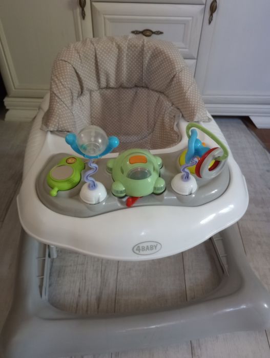 Chodzik dla dziecka 4baby