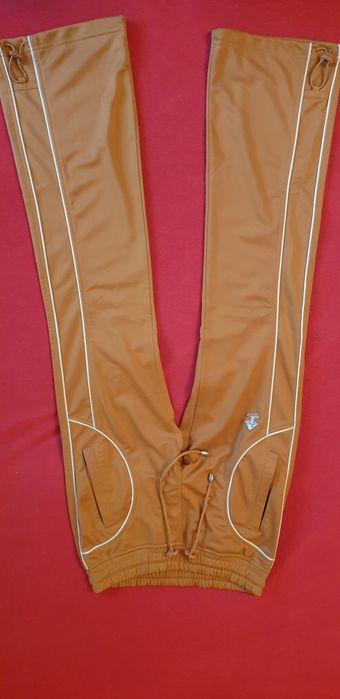 Спортивный костюм BARE