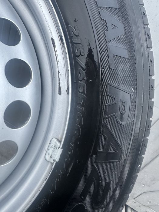 Kola 215/65R16 c vw t5 orginal stan jak nowe