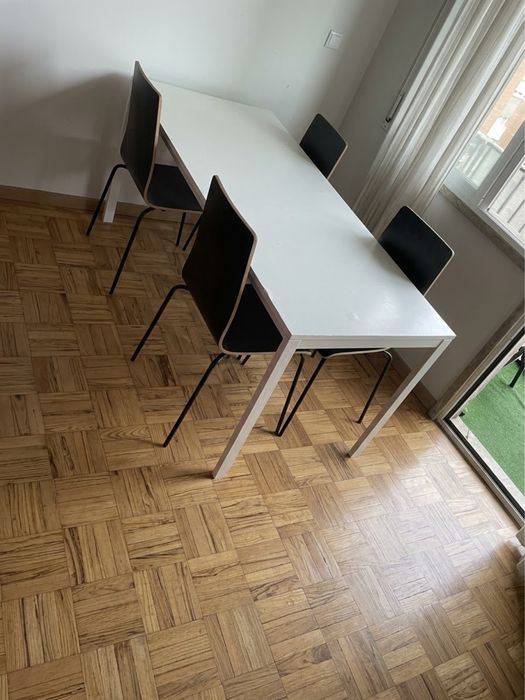 Mesa de 8 Lugares