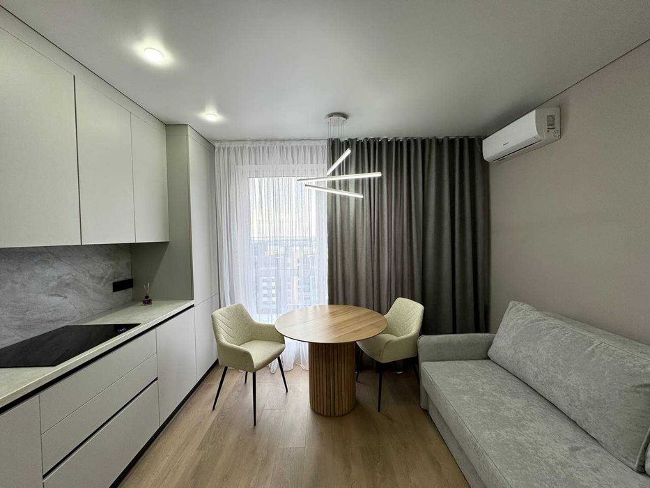 1 кімнатна квартира з ремонтом Щасливе !