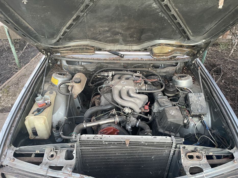 Продаж BMW E28 525e