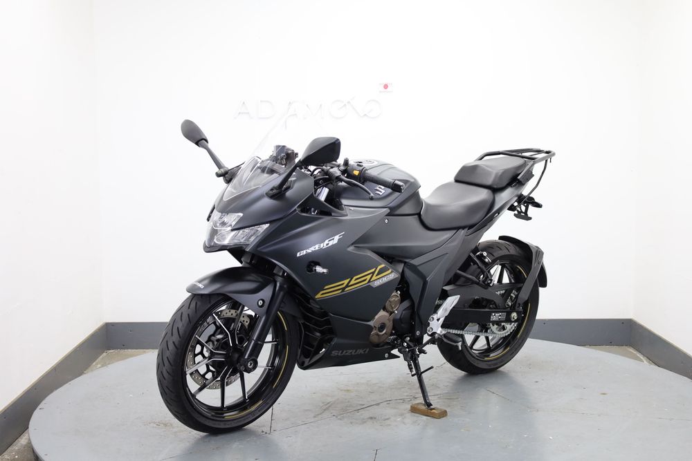 Suzuki Gixxer 250SF ABS