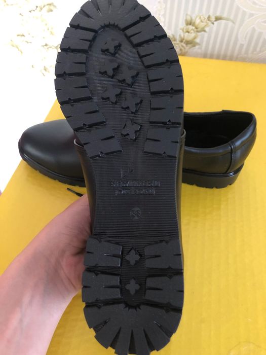 Лоферы с шнурками