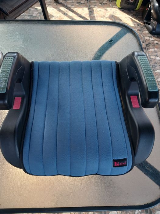 Продам кресло-бустер