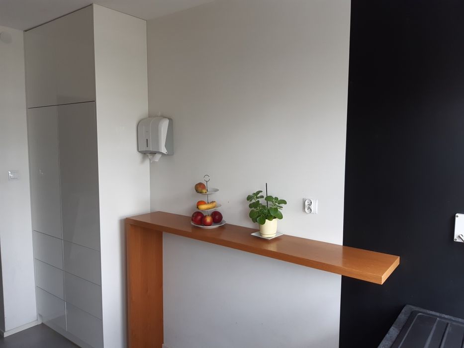 Pruszków centrum - 2 balkony