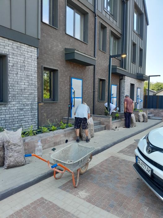 Продажа нерухомості Петропавлівська Борщагівка