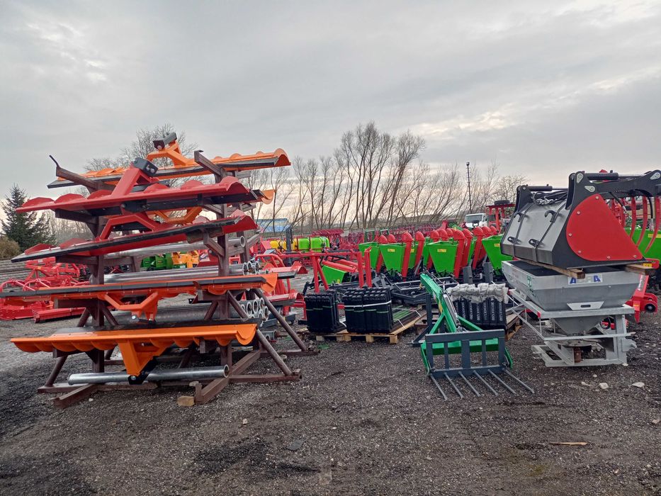 na tylni tuz ładowacz na tył ciągnika łyżka widły + hydraulika