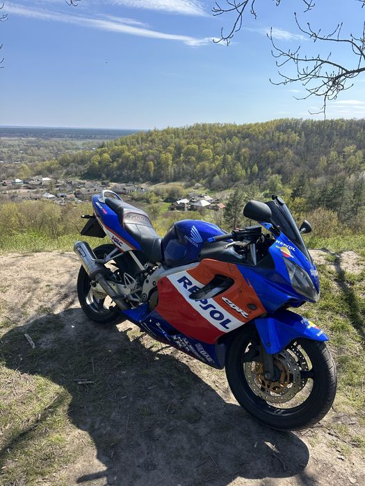 Honda CBR 600 F4i