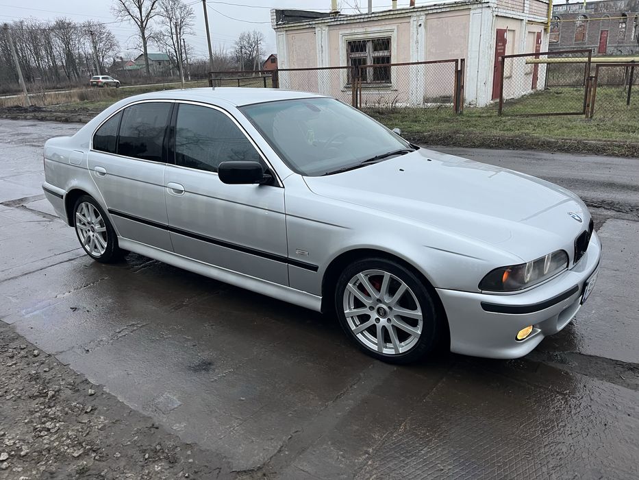 Продам BMW е39 2001 рік м57