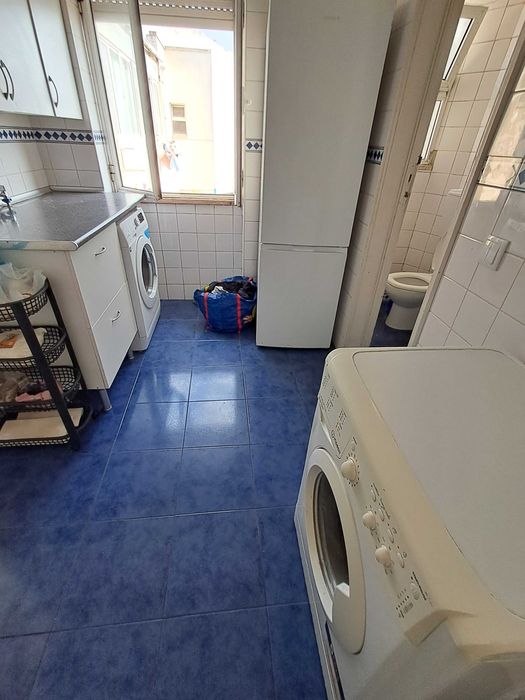 Quartos bons com terraços. Na Graça. Lisboa. Entrada imediata.