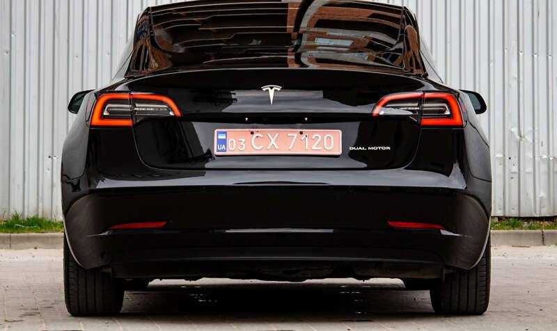 Tesla Model 3 2021 AWD