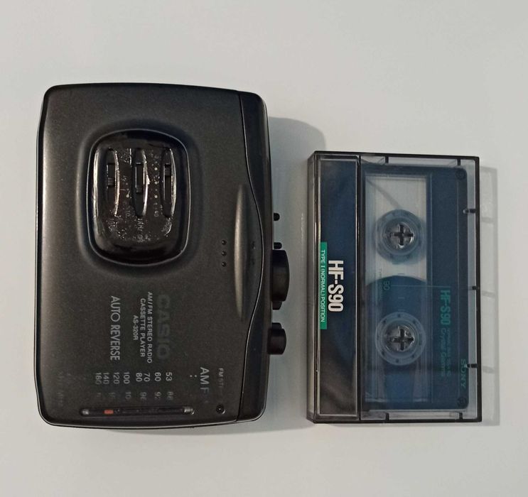 Кассетный плеер CASIO AS-320R комплект с наушниками