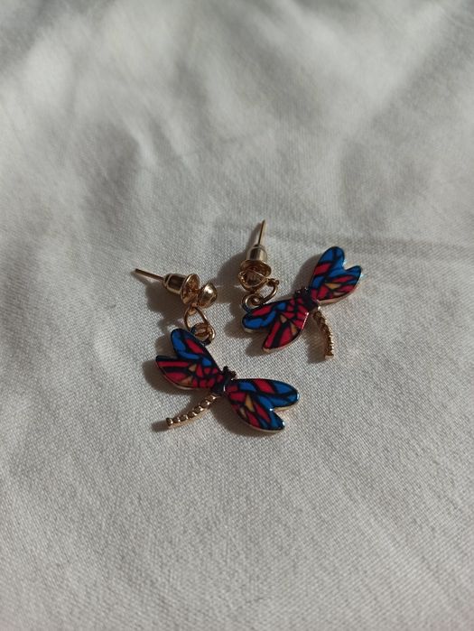 Сережки (біжутерія)