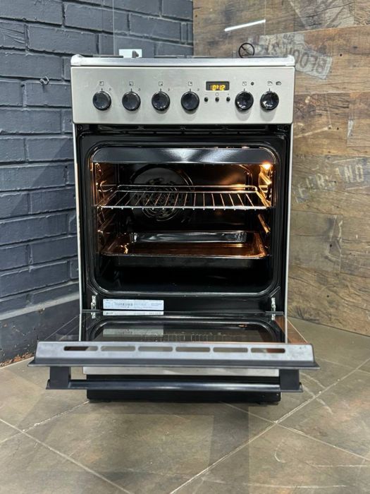 Продам Газову Плиту Indesit IS5G5PHX. Нержавійка. Доставлю