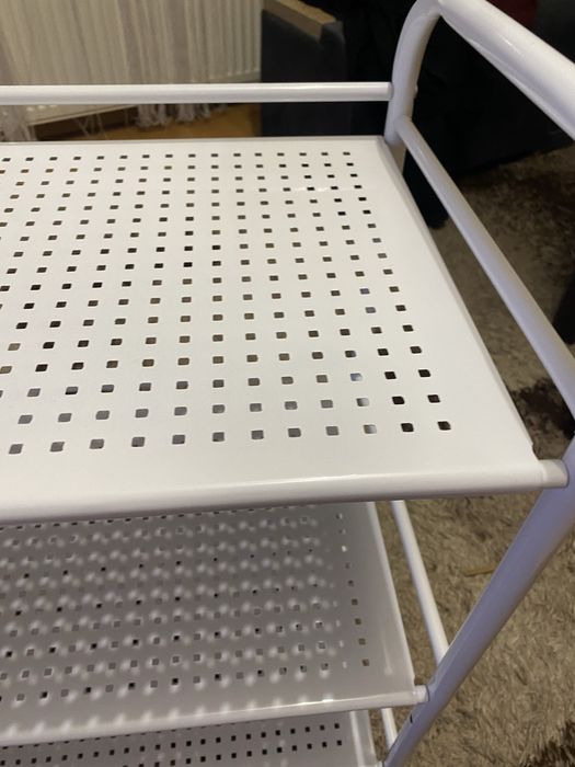 Przybornik, stolik kosmetyczny