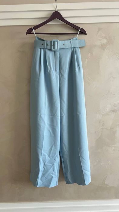 Костюм жіночий