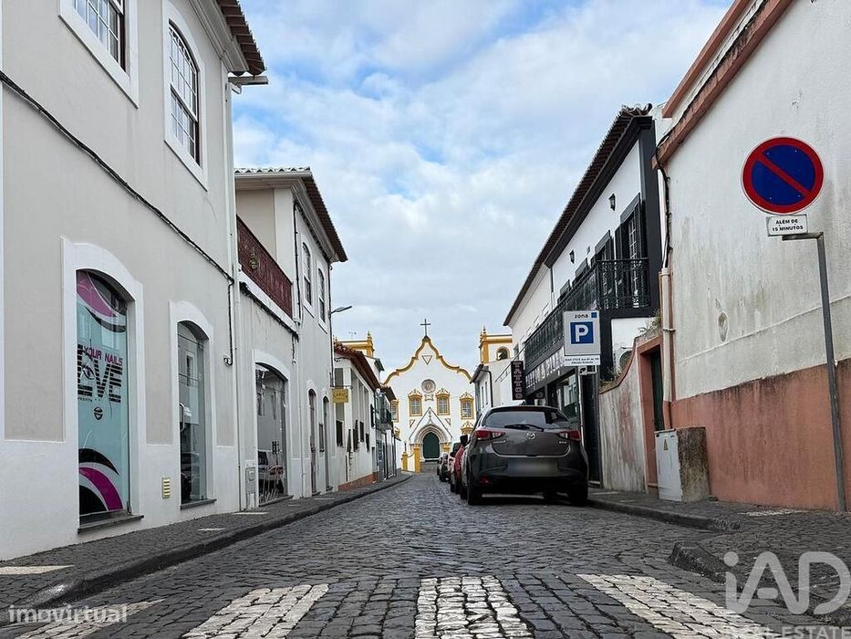 Apartamento T3 em Praia da Vitória