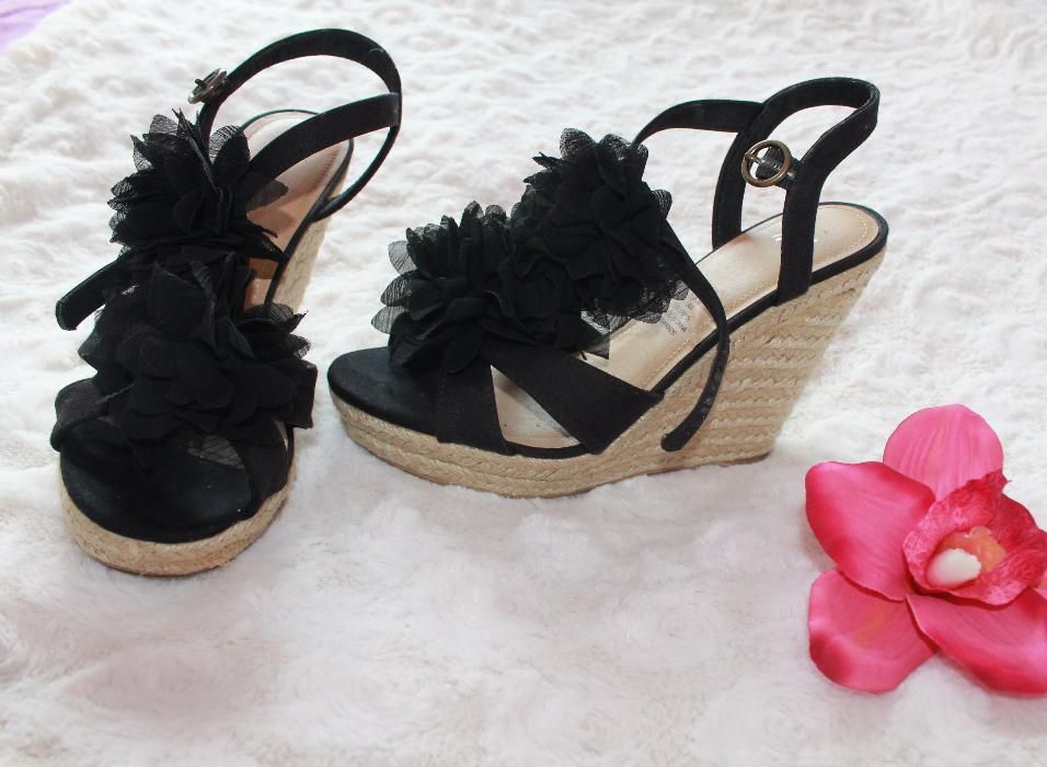 NOWE sandały H&M czarne espadryle na koturnie kwiaty koturny boho beż