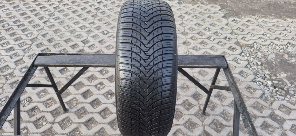 205/55r16 94V Kumho Solus 4S HA32 + z 2023r.