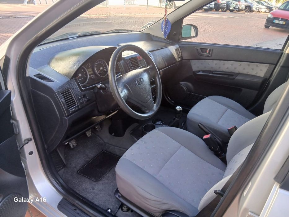 Hyundai Getz 1.1 com apenas 100.000km