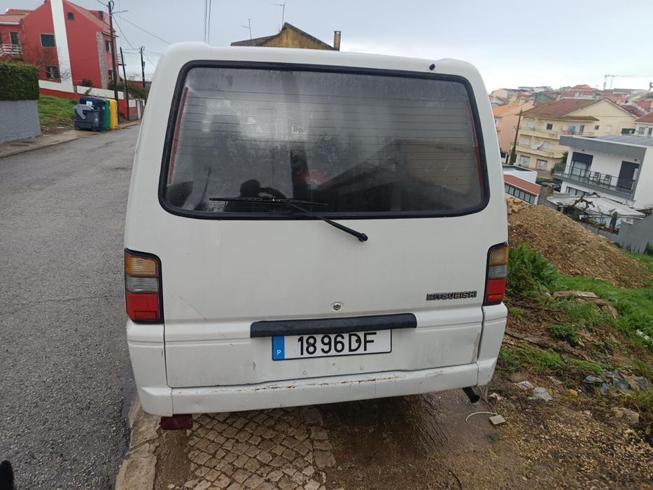 Carrinha Mitsubishi L300