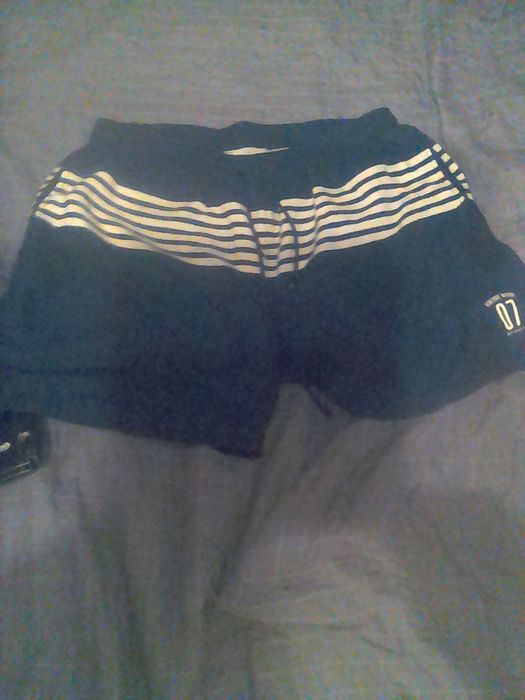 Шорты летние фирменные р52.