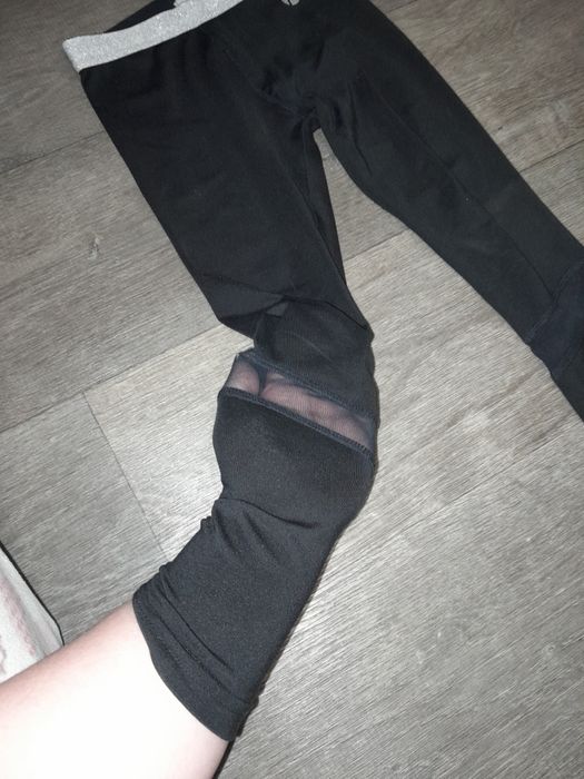 Спортивные лосины со вставками сетки на 4-5 лет