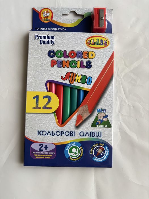 Новий набір кольорових олівців
