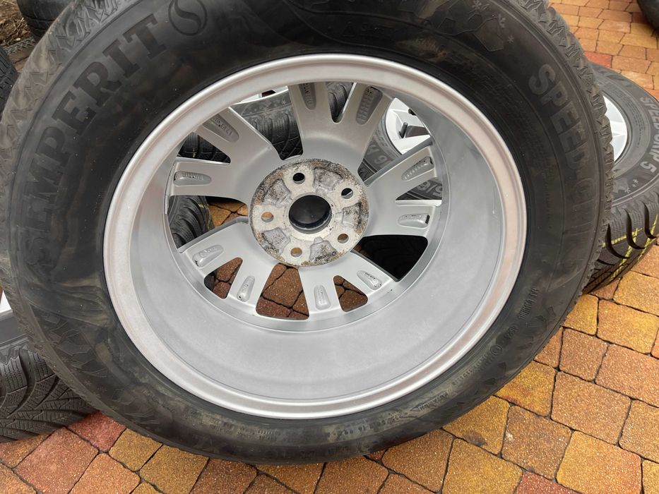 4029. Koła zimowe Passat B8 B9 oryginalne 5x112 ET41 215/60/16 2024r