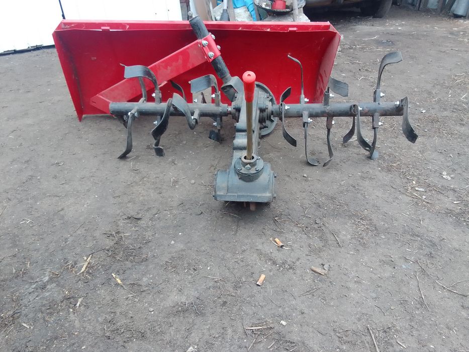 Продам грунтофрезу до мототрактора
