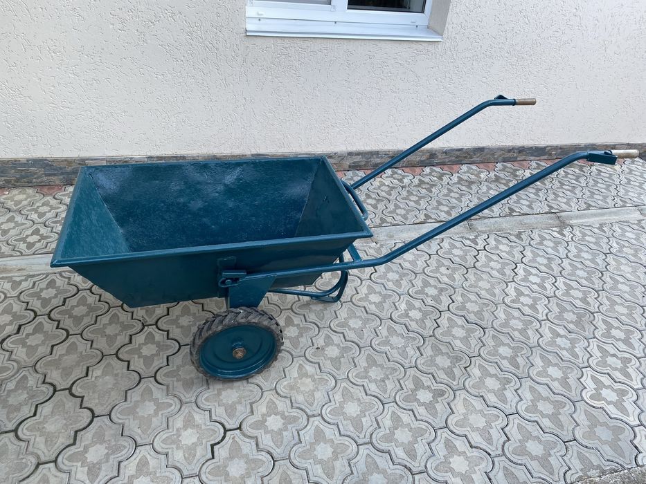 Тачка будівельна