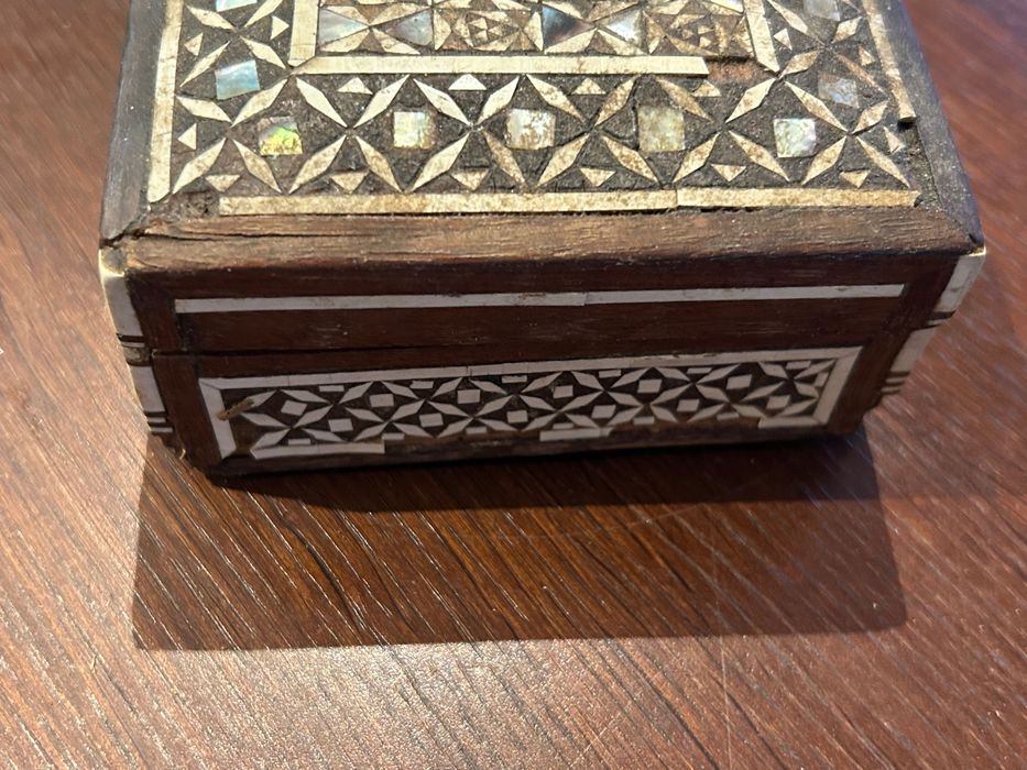 Szkatułka drewniana