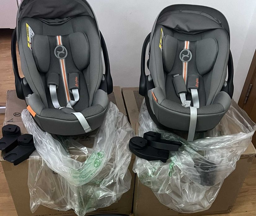 Cybex 2 Cloud G i-Size Plus, 2 Redutores e 2 Adaptadores  - Com Garantia